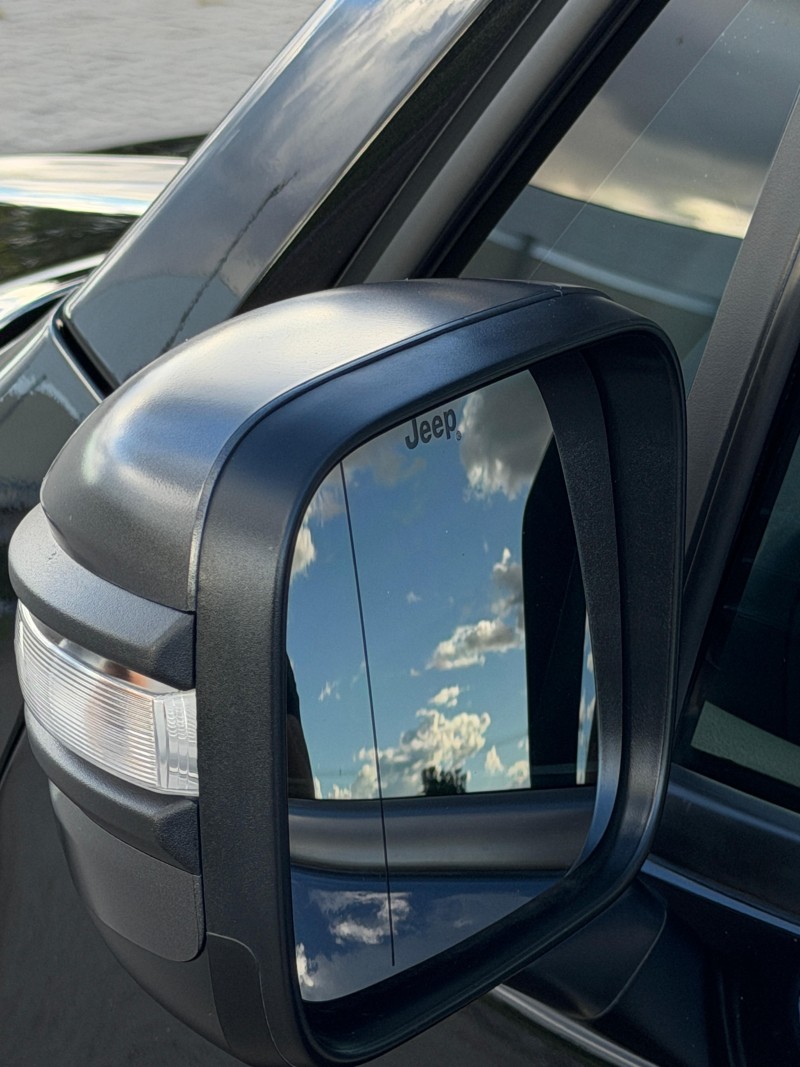 RENEGADE 1.3 LONGITUDE T270 16V TURBO FLEX 4P AUTOMÁTICO - 2025 - ANTôNIO PRADO