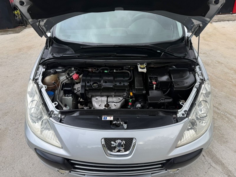 307 1.6 PRESENCE 16V FLEX 4P MANUAL - 2011 - CAXIAS DO SUL