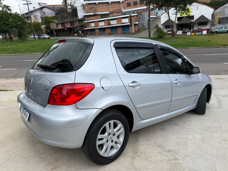 307 1.6 PRESENCE 16V FLEX 4P MANUAL - 2011 - CAXIAS DO SUL