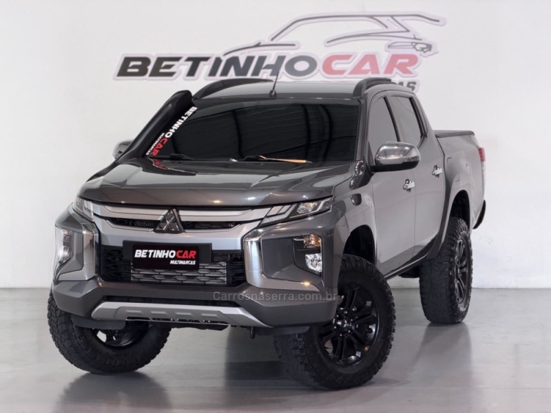 L200 TRITON 2.4 HPE-S SPORT 4X4 CD 16V DIESEL 4P AUTOMÁTICO