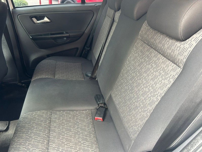 SPACEFOX 1.6 MI TREND 8V FLEX 4P MANUAL - 2014 - TRêS COROAS