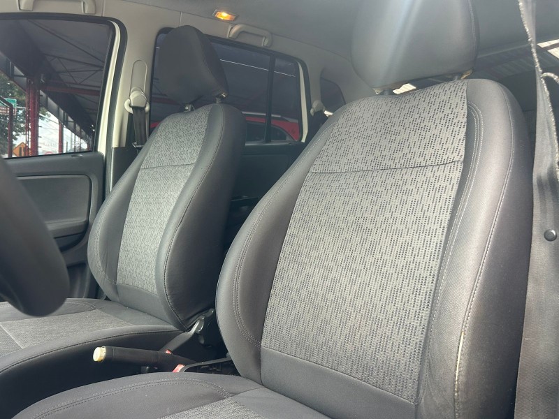 SPACEFOX 1.6 MI TREND 8V FLEX 4P MANUAL - 2014 - TRêS COROAS