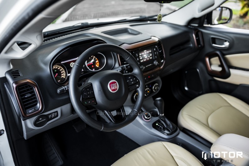 TORO 2.0 16V TURBO DIESEL VOLCANO AT9 4X4 AUTOMÁTICO - 2019 - PORTO ALEGRE