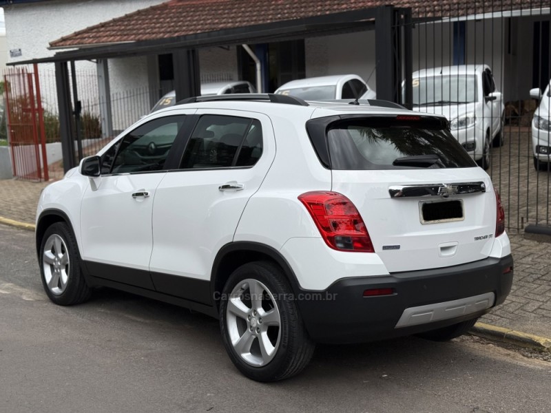 TRACKER 1.8 MPFI LTZ 4X2 16V FLEX 4P AUTOMÁTICO - 2015 - PAROBé