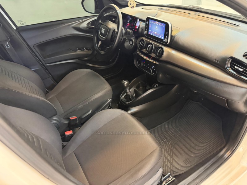 CRONOS 1.3 FIREFLY DRIVE S-DESIGN FLEX 4P MANUAL - 2024 - BOM RETIRO DO SUL