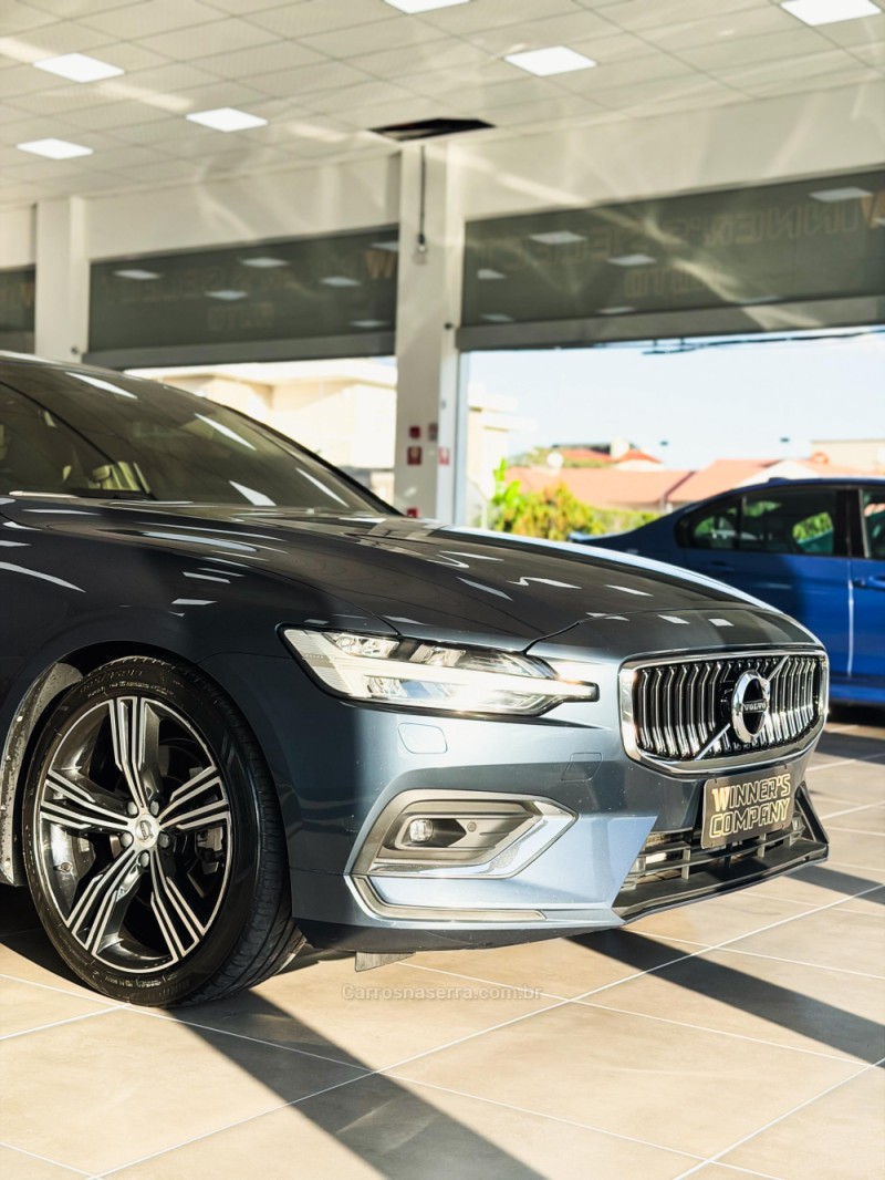 S60 2.0 T5 INSCRIPTION 16V TURBO GASOLINA 4P AUTOMÁTICO - 2020 - FARROUPILHA