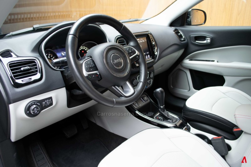 COMPASS 2.0 16V FLEX LIMITED AUTOMÁTICO - 2021 - GARIBALDI