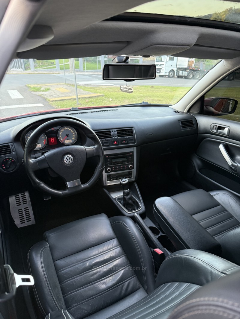 GOLF 1.6 MI SPORTLINE LIMITED EDITION 8V FLEX 4P MANUAL - 2014 - NOVA ARAçá