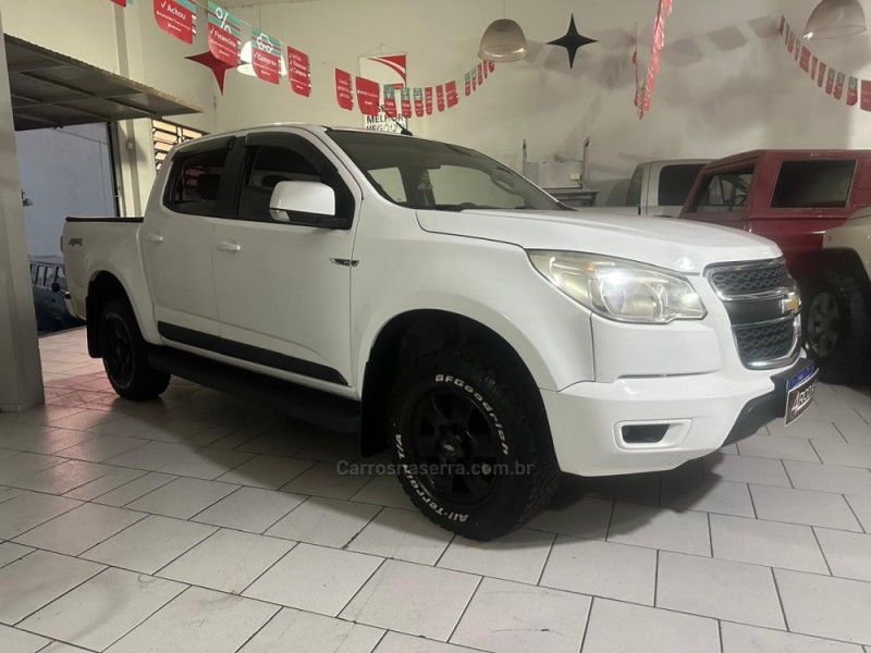 S10 2.8 LT 4X4 CD 16V TURBO DIESEL 4P AUTOMÁTICO - 2014 - BENTO GONçALVES