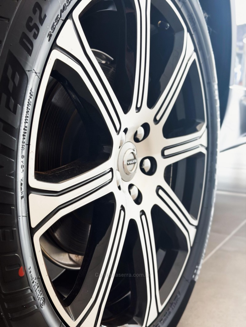 XC60 2.0 T8 INSCRIPTION 4P HYBRID AUTOMÁTICO - 2021 - FARROUPILHA