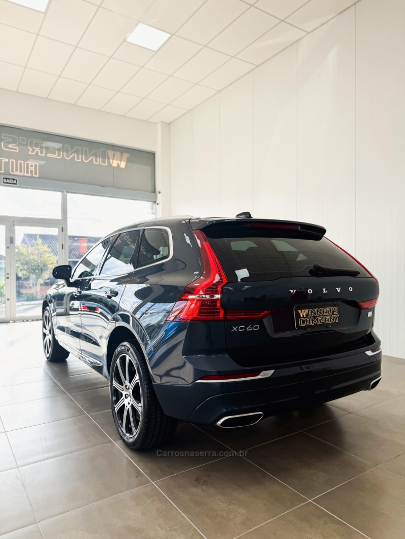 XC60 2.0 T8 INSCRIPTION 4P HYBRID AUTOMÁTICO - 2021 - FARROUPILHA