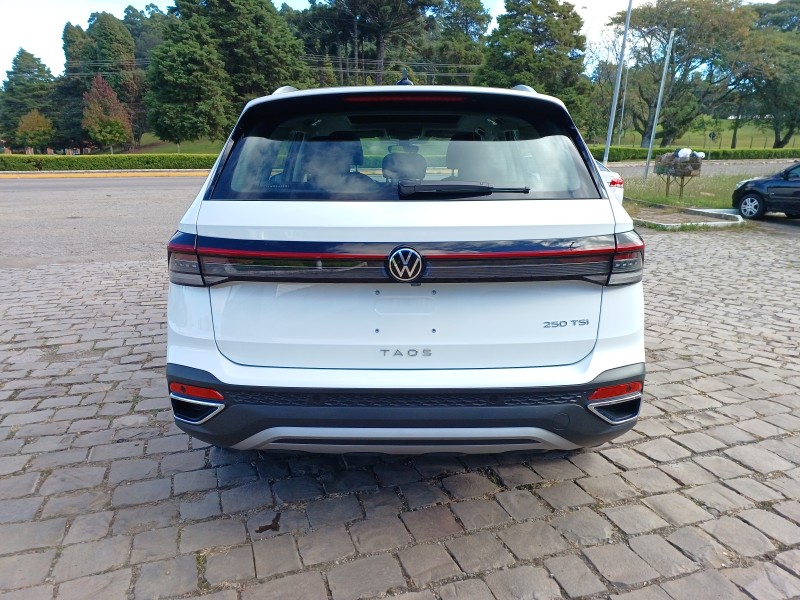 TAOS 1.4 16V HIGHLINE TSI FLEX 4P AUTOMÁTICO - 2026 - FLORES DA CUNHA