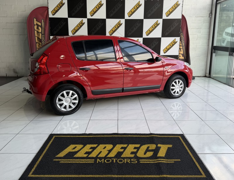 SANDERO 1.0 EXPRESSION 16V FLEX 4P MANUAL - 2009 - PORTãO