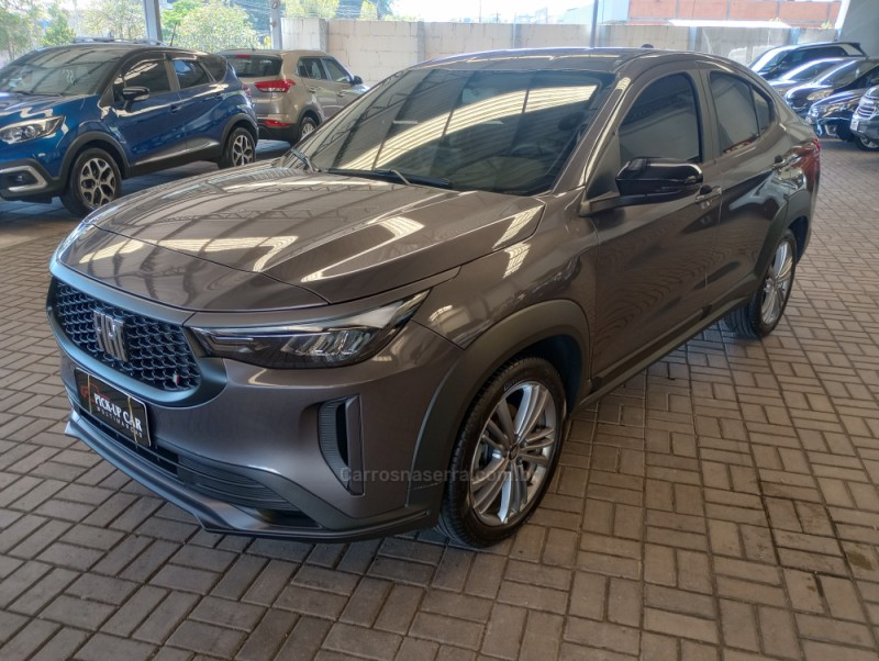 fastback 1.0 200 turbo drive flex 4p automatico 2025 caxias do sul