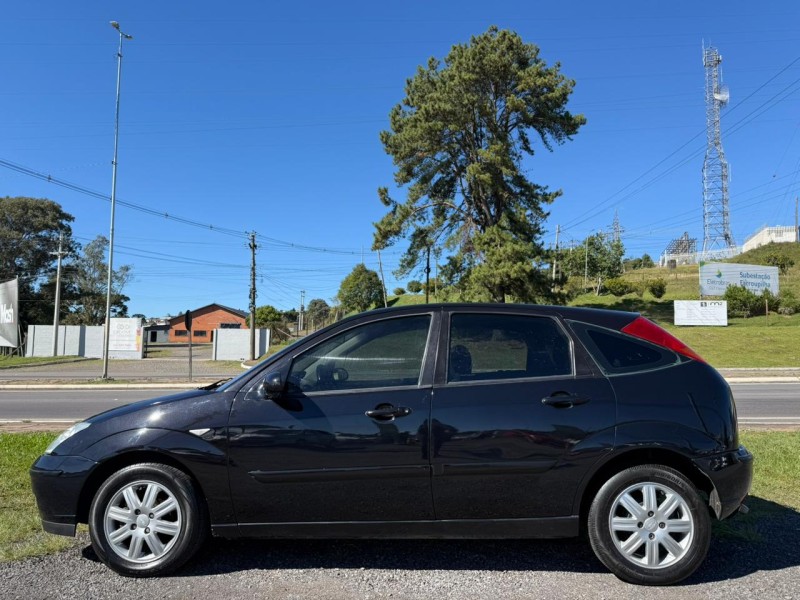 FOCUS 1.6 GLX 8V FLEX 4P MANUAL - 2009 - FARROUPILHA