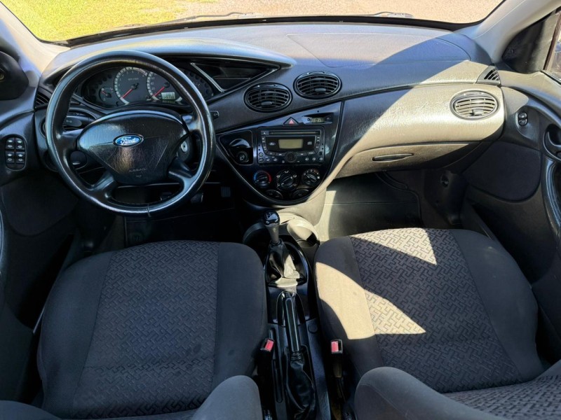 FOCUS 1.6 GLX 8V FLEX 4P MANUAL - 2009 - FARROUPILHA