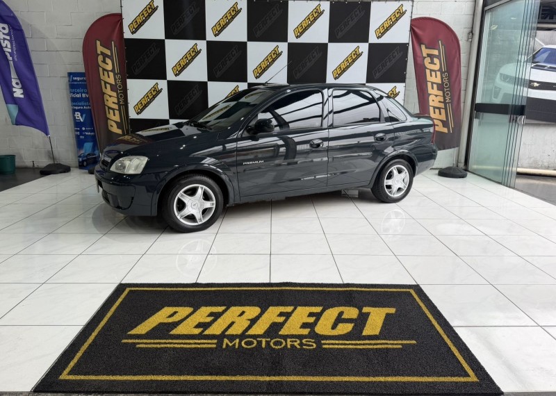 CORSA 1.4 MPFI PREMIUM SEDAN 8V FLEX 4P MANUAL - 2010 - PORTãO