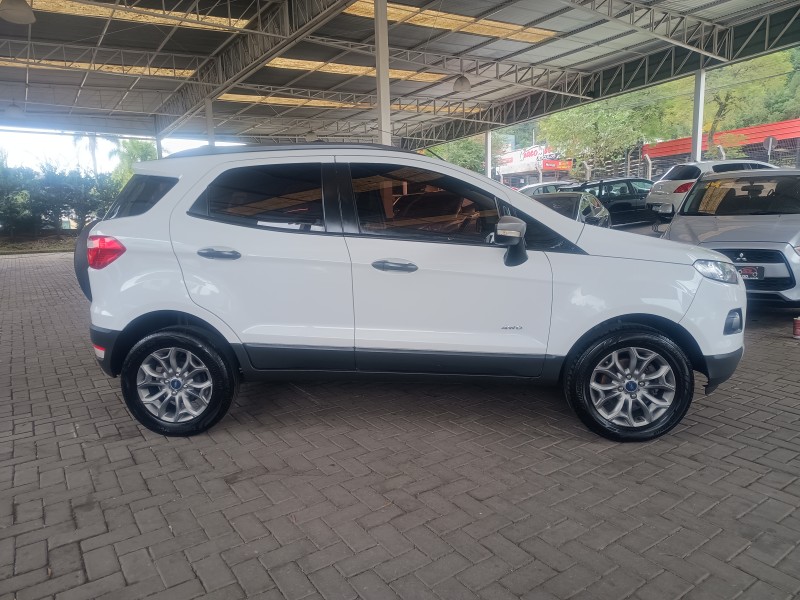 ECOSPORT 2.0 FREESTYLE 4WD 16V FLEX 4P MANUAL - 2015 - CAXIAS DO SUL