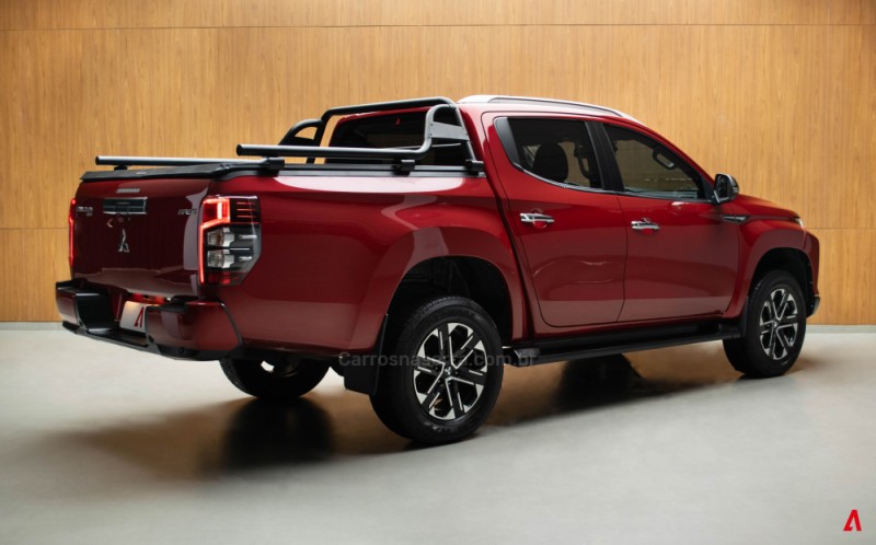 L200 TRITON 2.4 HPE-S SPORT 4X4 CD 16V DIESEL 4P AUTOMÁTICO - 2023 - GARIBALDI