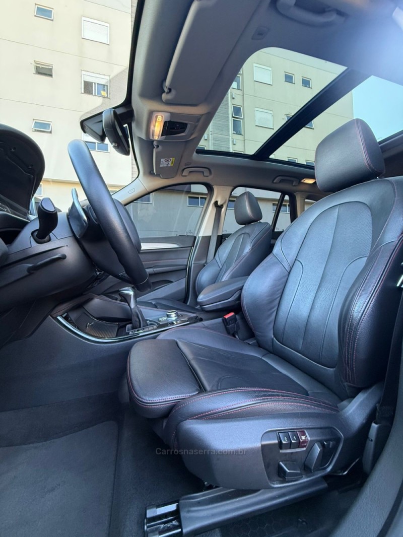 X1 2.0 16V TURBO GASOLINA XDRIVE25I SPORT 4P AUTOMÁTICO - 2018 - BENTO GONçALVES