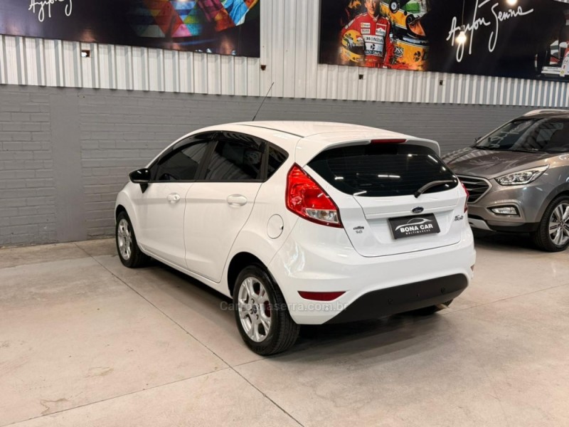 FIESTA 1.6 SE HATCH 16V FLEX 4P MANUAL - 2016 - CAXIAS DO SUL