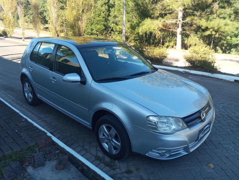 GOLF 2.0 MI COMFORTLINE 8V GASOLINA 4P MANUAL - 2008 - CAXIAS DO SUL