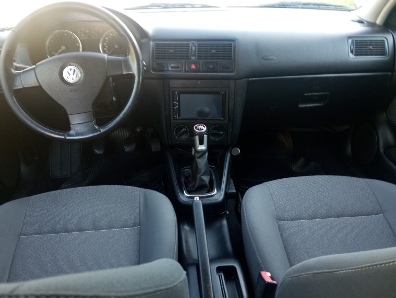 GOLF 2.0 MI COMFORTLINE 8V GASOLINA 4P MANUAL - 2008 - CAXIAS DO SUL