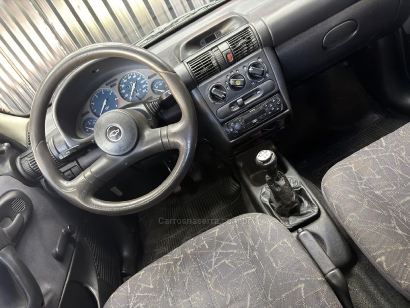 CORSA 1.0 MPFI SUPER SEDAN 16V GASOLINA 4P MANUAL - 2000 - CAXIAS DO SUL