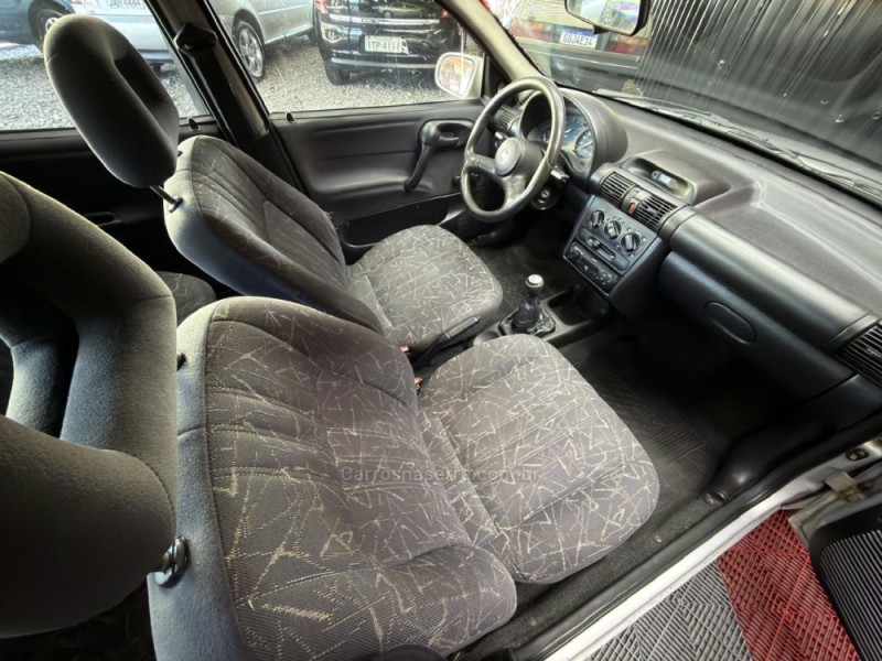CORSA 1.0 MPFI SUPER SEDAN 16V GASOLINA 4P MANUAL - 2000 - CAXIAS DO SUL