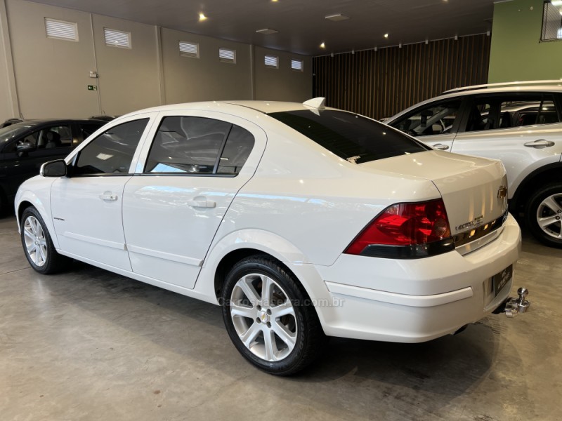 VECTRA 2.0 MPFI EXPRESSION 8V 140CV FLEX 4P MANUAL - 2011 - CAXIAS DO SUL