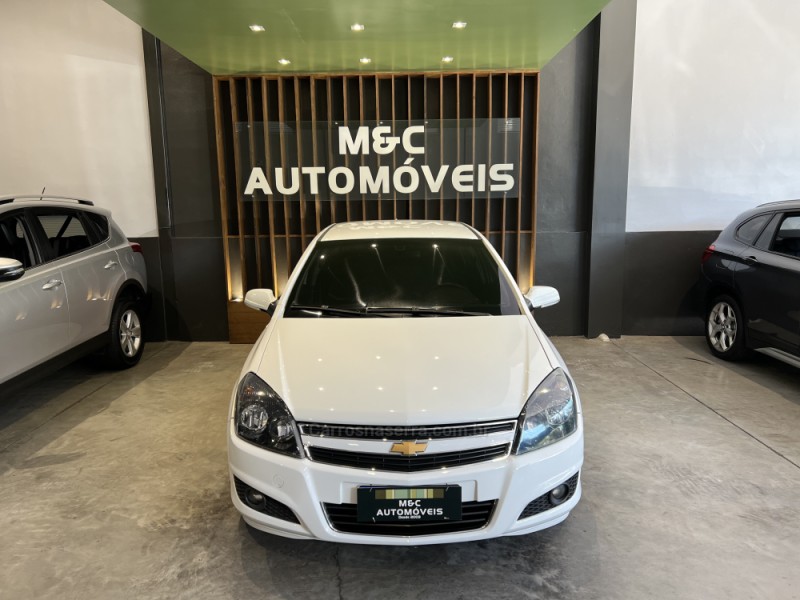 VECTRA 2.0 MPFI EXPRESSION 8V 140CV FLEX 4P MANUAL - 2011 - CAXIAS DO SUL