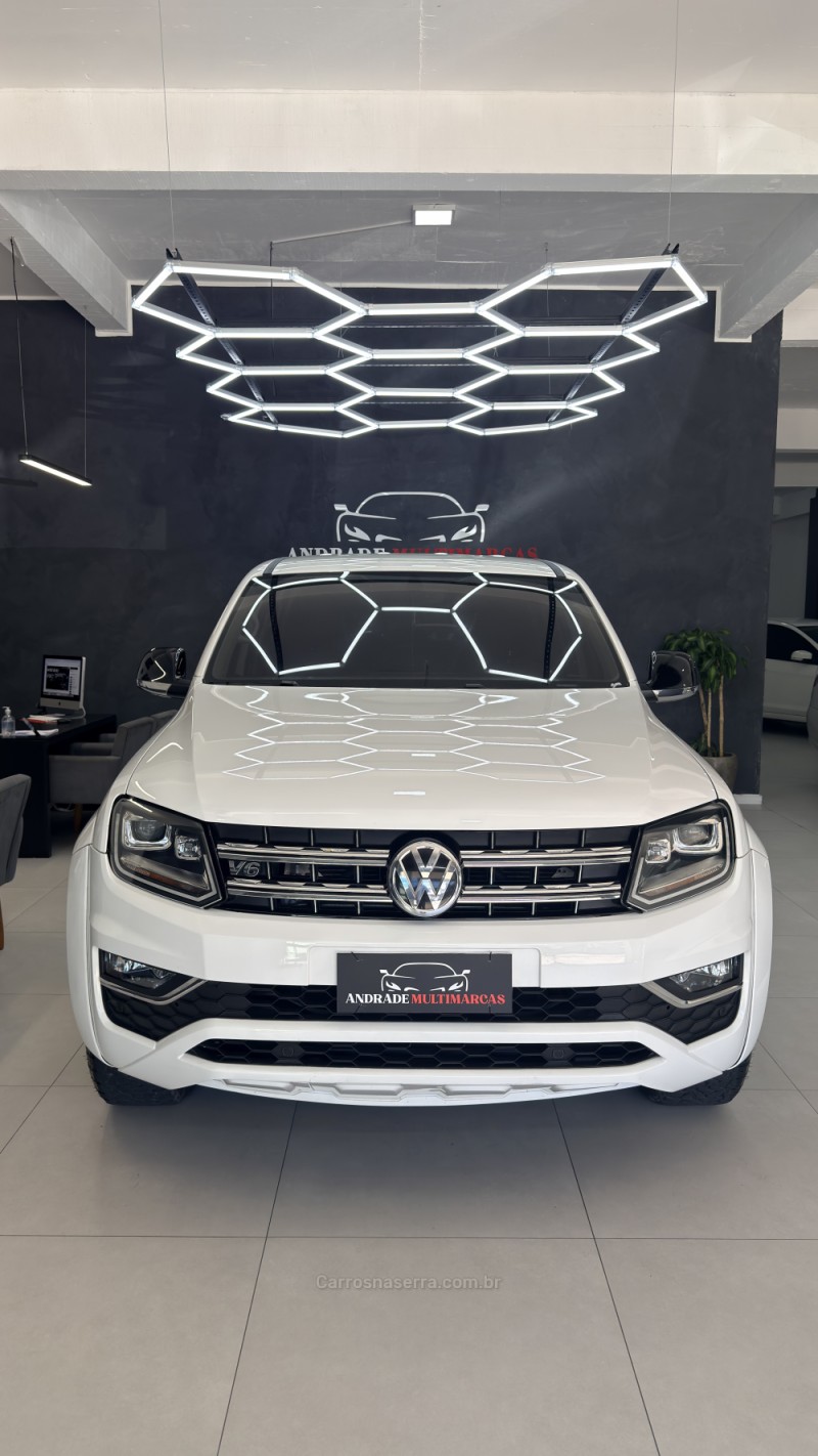 AMAROK 3.0 V6 TDI HIGHLINE CD DIESEL 4MOTION AUTOMÁTICO - 2018 - CAXIAS DO SUL