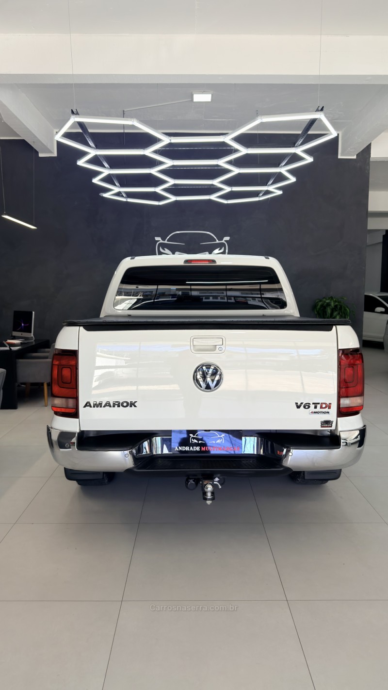 AMAROK 3.0 V6 TDI HIGHLINE CD DIESEL 4MOTION AUTOMÁTICO - 2018 - CAXIAS DO SUL