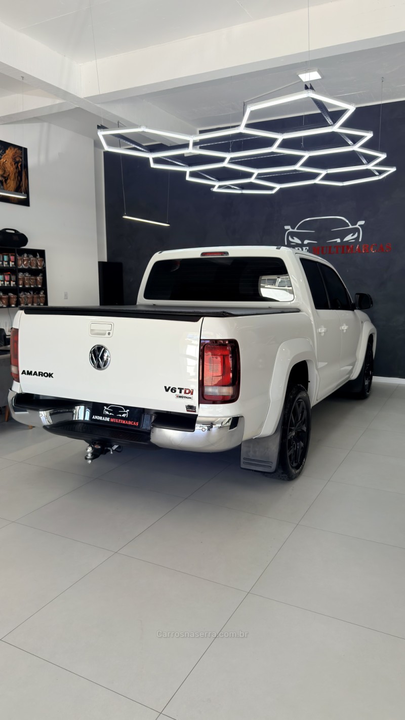 AMAROK 3.0 V6 TDI HIGHLINE CD DIESEL 4MOTION AUTOMÁTICO - 2018 - CAXIAS DO SUL
