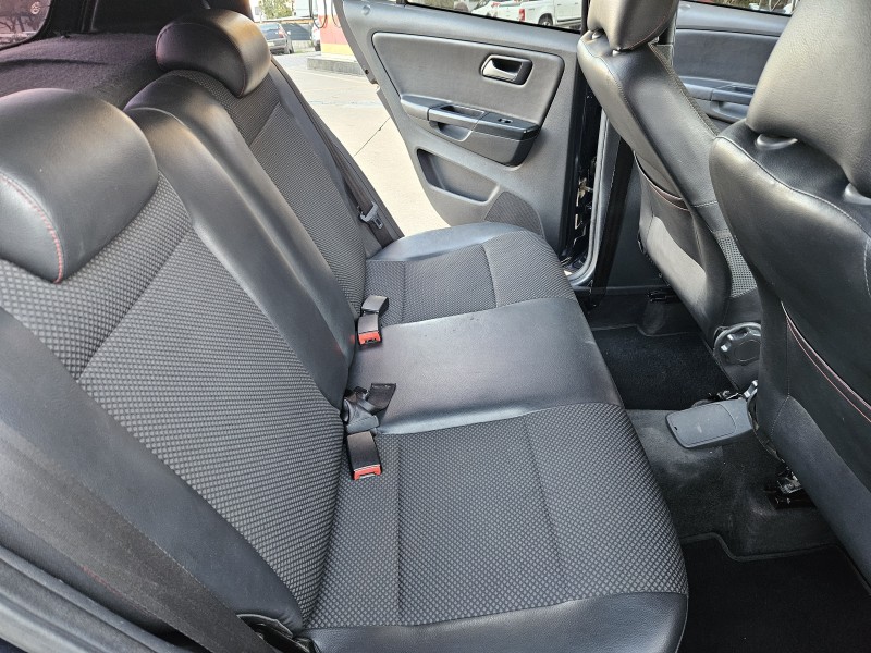 FOX 1.6 MI ROCK IN RIO 8V FLEX 4P MANUAL - 2014 - CAXIAS DO SUL