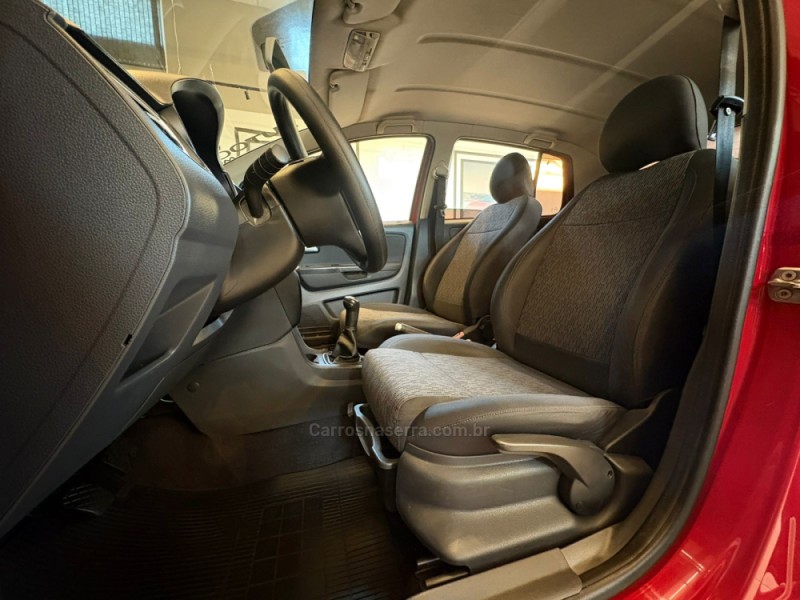 FOX 1.0 ITREND 8V FLEX 4P MANUAL - 2013 - CAMPO BOM