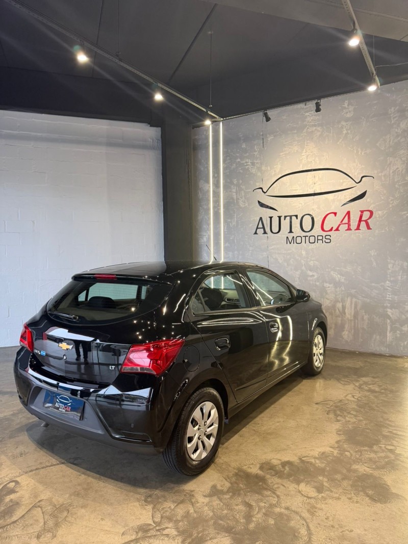 ONIX 1.0 MPFI LT 8V FLEX 4P MANUAL - 2018 - CAXIAS DO SUL