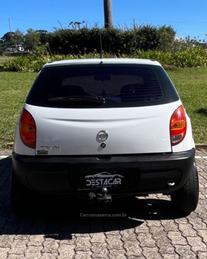 CELTA 1.0 MPFI SUPER 8V GASOLINA 2P MANUAL - 2001 - CAXIAS DO SUL
