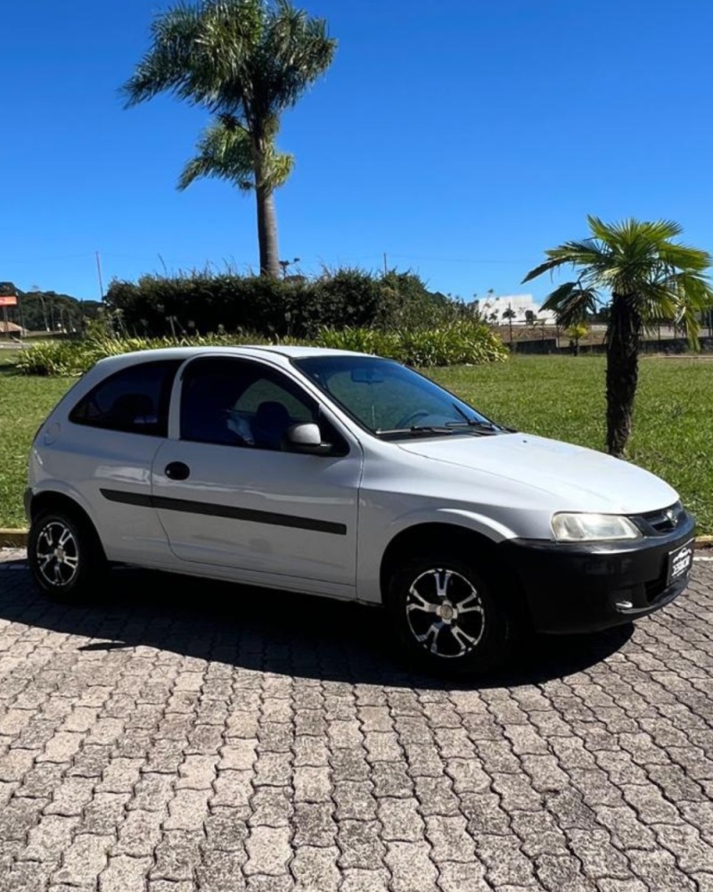 CELTA 1.0 MPFI SUPER 8V GASOLINA 2P MANUAL - 2001 - CAXIAS DO SUL