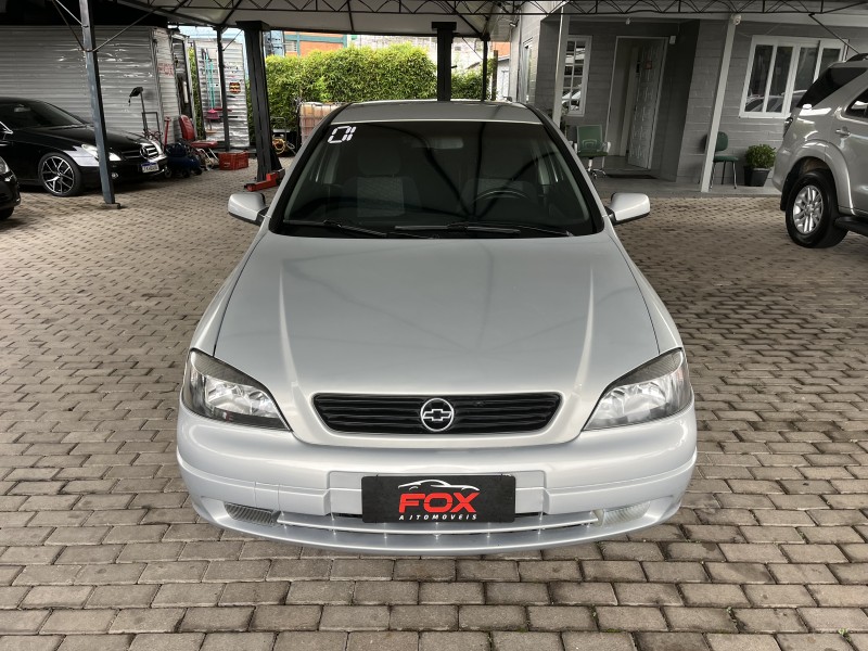 ASTRA 1.8 MPFI GL 8V GASOLINA 2P MANUAL - 2001 - CAXIAS DO SUL