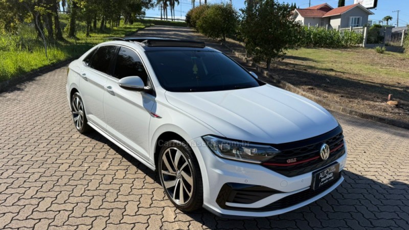 jetta 2.0 16v tsi gli 350 gasolina 4p automatico 2020 dois irmaos