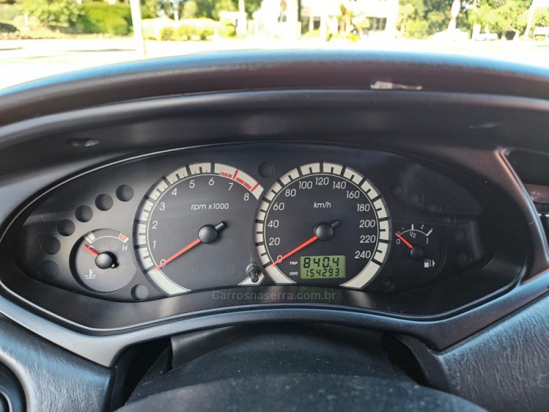 FOCUS 1.6 GL 8V FLEX 4P MANUAL - 2008 - VERANóPOLIS