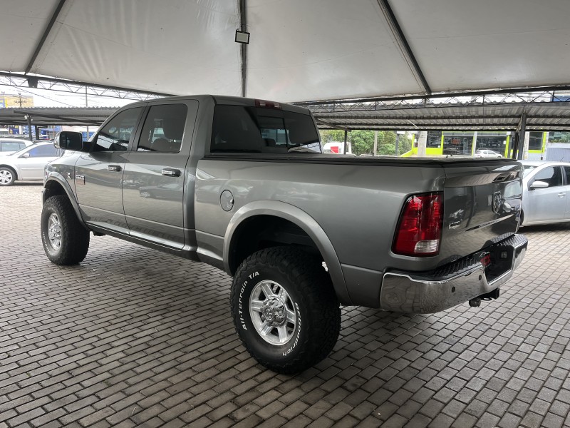 RAM 6.7 2500 LARAMIE 4X4 CD I6 TURBO DIESEL 4P AUTOMÁTICO - 2012 - CAXIAS DO SUL