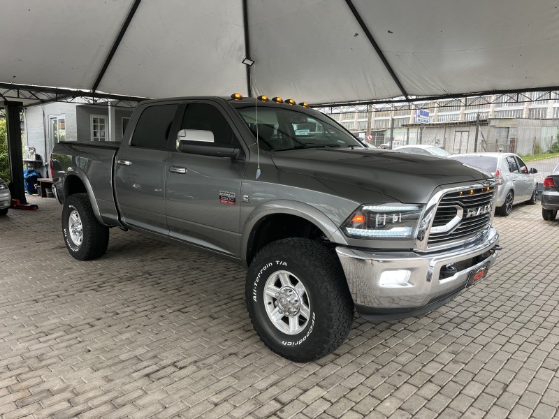 RAM 6.7 2500 LARAMIE 4X4 CD I6 TURBO DIESEL 4P AUTOMÁTICO - 2012 - CAXIAS DO SUL