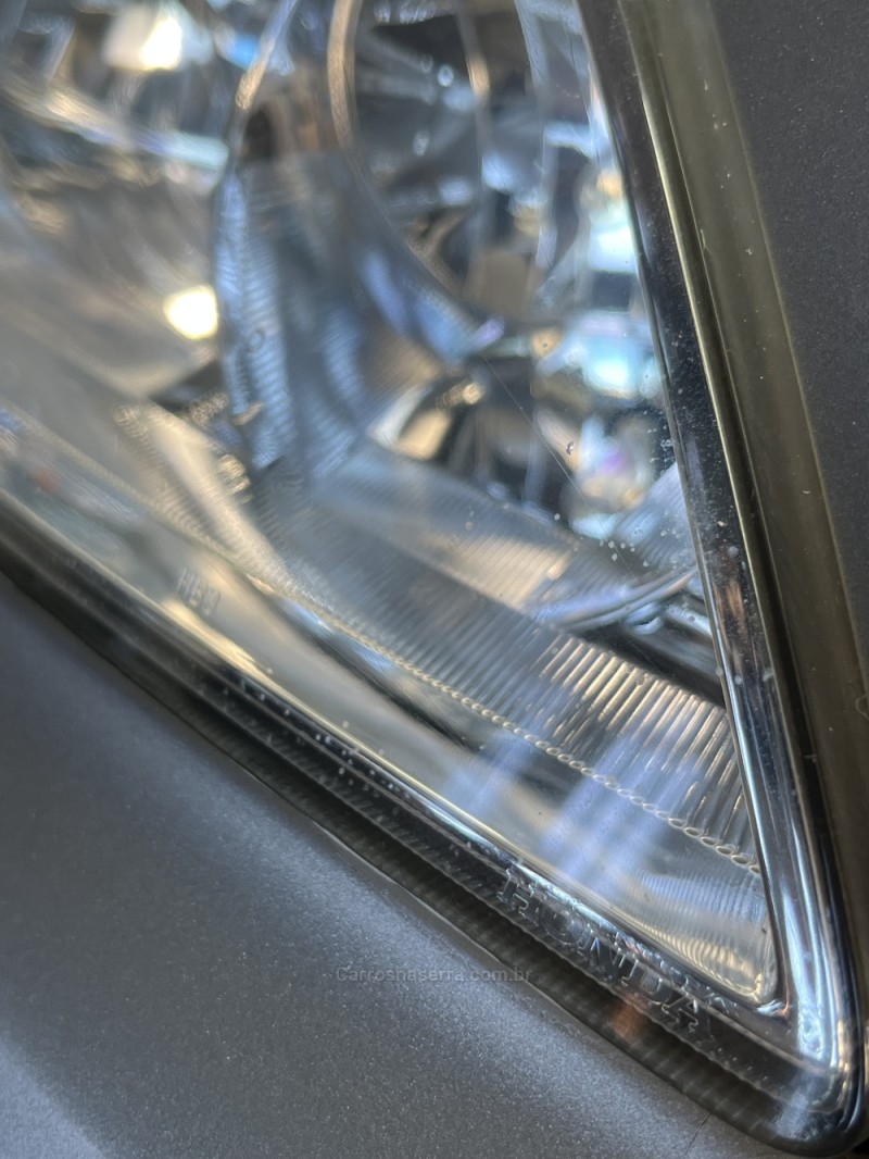 CIVIC 1.7 LX 16V GASOLINA 4P MANUAL - 2006 - CAXIAS DO SUL