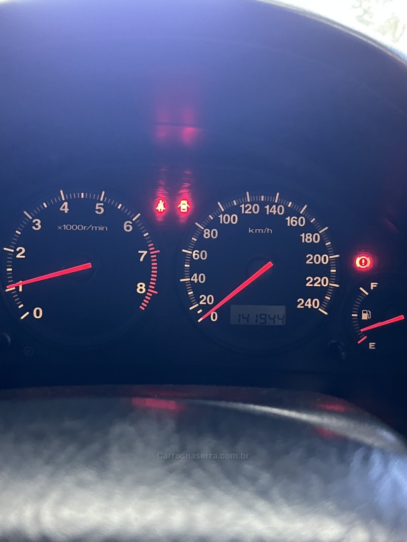 CIVIC 1.7 LX 16V GASOLINA 4P MANUAL - 2006 - CAXIAS DO SUL