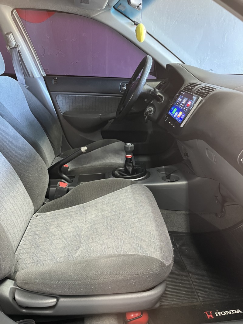 CIVIC 1.7 LX 16V GASOLINA 4P MANUAL - 2006 - CAXIAS DO SUL