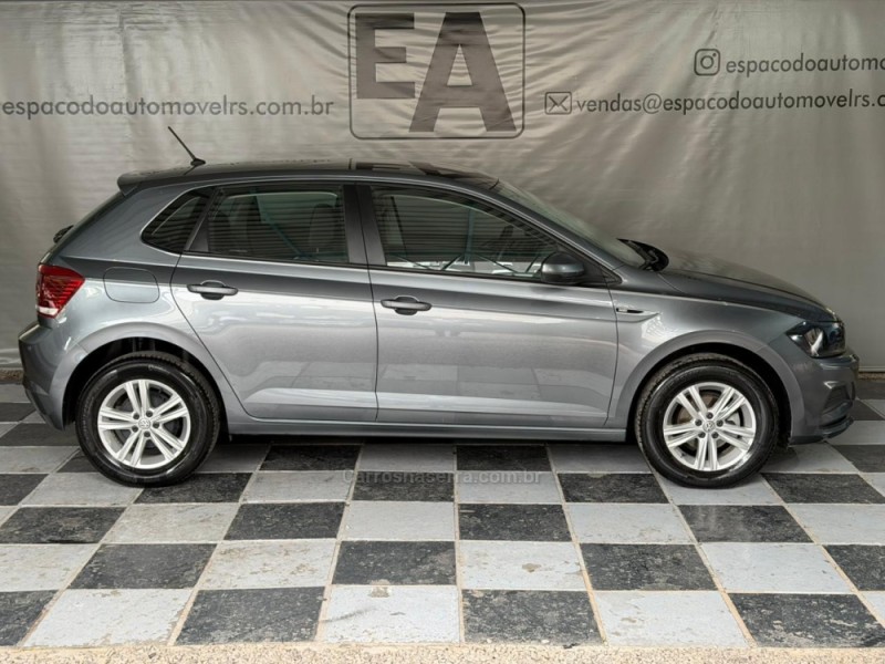 POLO 1.6 MSI TOTAL FLEX MANUAL  - 2018 - NOVA PRATA