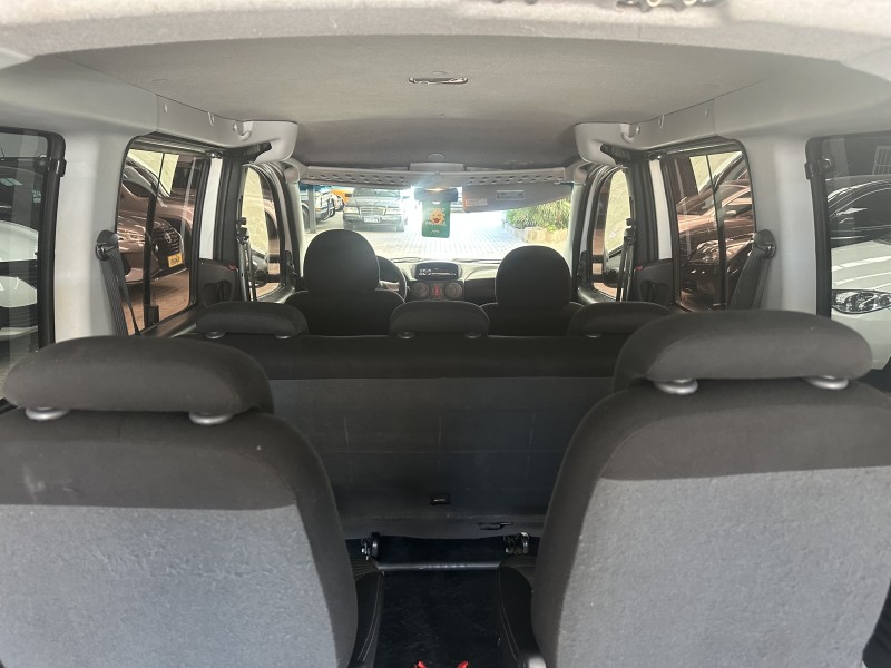 DOBLÓ 1.8 MPI ESSENCE 16V FLEX 7P MANUAL - 2015 - CAXIAS DO SUL