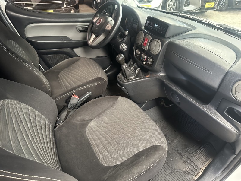 DOBLÓ 1.8 MPI ESSENCE 16V FLEX 7P MANUAL - 2015 - CAXIAS DO SUL